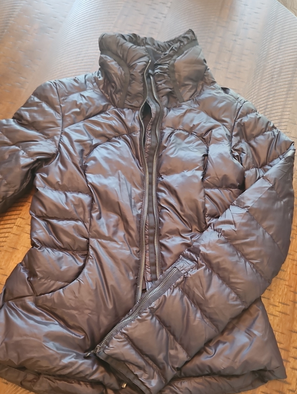 Lulu Lemon Womens Down Filled Jacket - 4